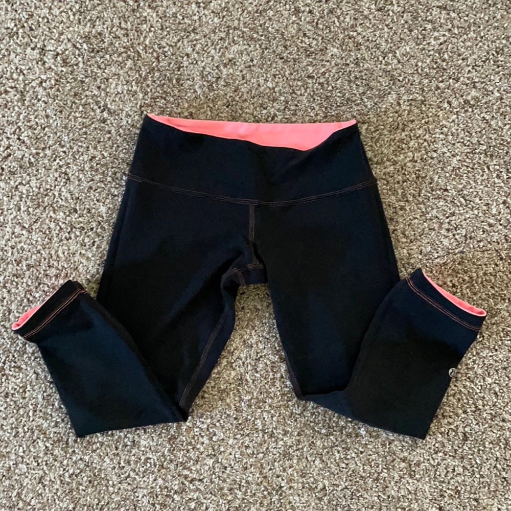 Lululemon Reversible Crop